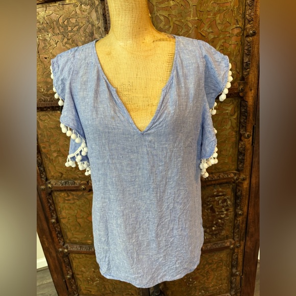 Lilly Pulitzer Tops - Lilly Pulitzer‎ Blue Ruffled Sleeveless Blouse L